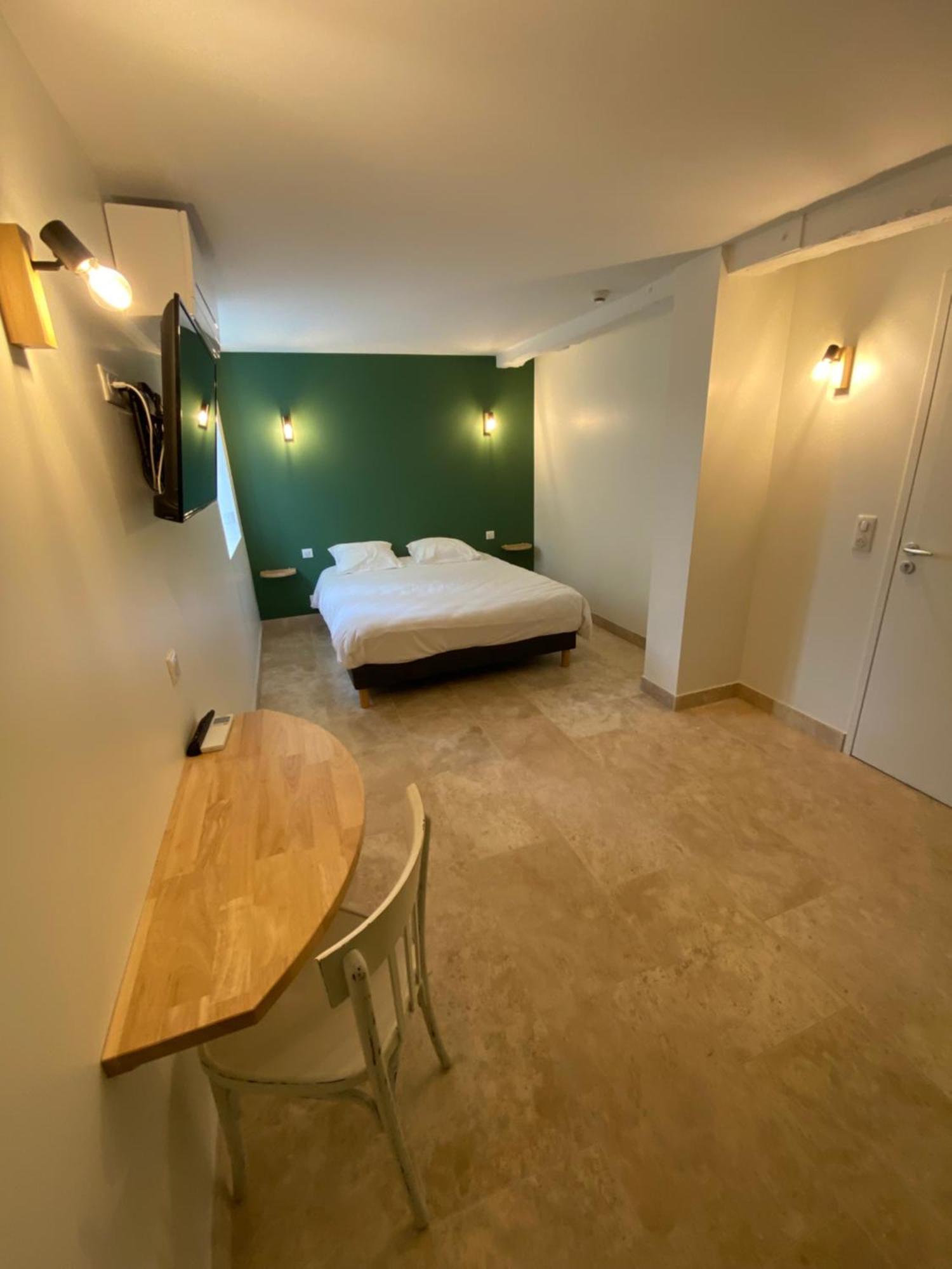 La Clef Des Champs Hotel Jugeals-Nazareth Phòng bức ảnh
