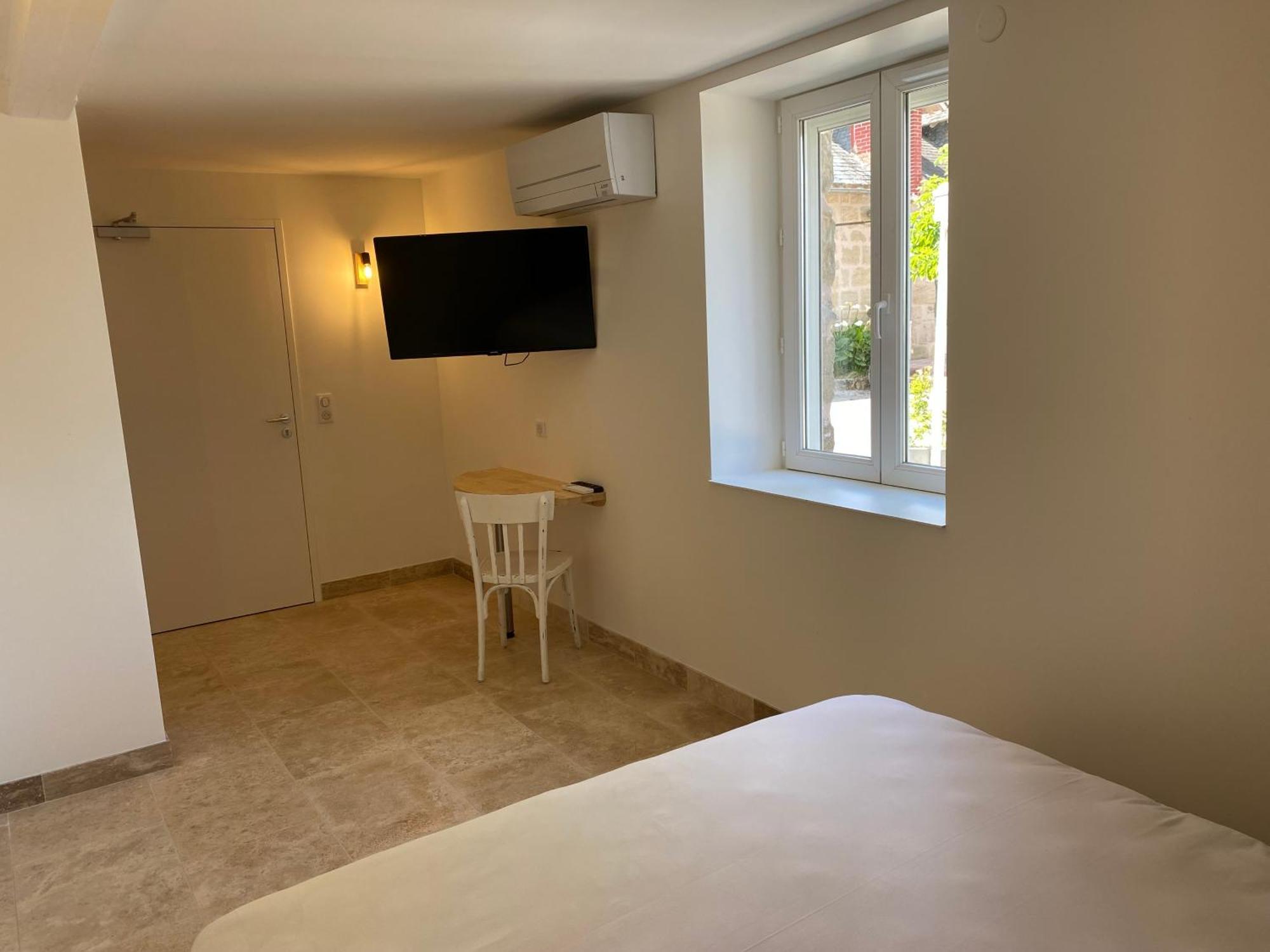 La Clef Des Champs Hotel Jugeals-Nazareth Phòng bức ảnh